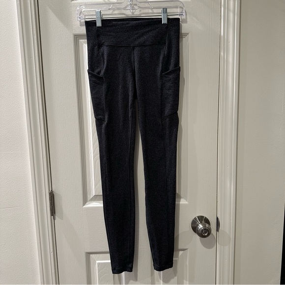 LULULEMON- Speed Up Tight 28” size 4 - Picture 1 of 13